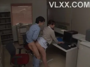"Cô này tên Đỗ Bích Ngọc sn1990 quê Hạ Long Quảng Ninh hiện tại đang sinh sống và làm việc ở Hà Nội hiện đang nợ tôi một khoản tiền và Giờ cô ấy đã chặn hết mọi liên lạc với tôi và bùng tiền tôi, số tiền tuy không nhiều nhưng đó là những gì mà tôi đã cố gắng bao năm nay mà giờ cô ta lại đối xử với tôi nv, giờ tôi sẽ cho mọi thứ ra cho mọi người thấy bộ mặt của cô ta là Thạc Sĩ tâm lý học"